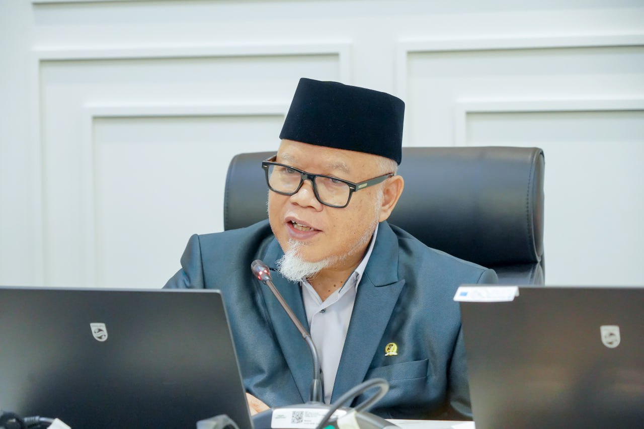 PKS Apresiasi Tim Gabungan Evakuasi Korban Banjir di Padang dan Tapanuli Tengah